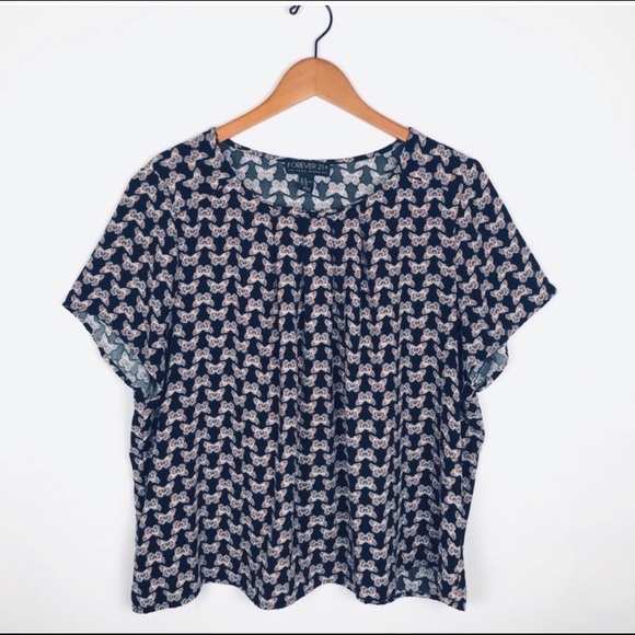 Forever 21 butterfly print blouse - Picture 2 of 8